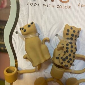Leopard Design NWT Straw Topper - Set of 2